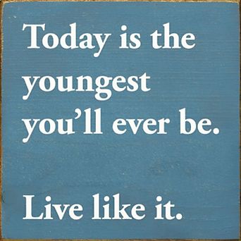 Inspirational Quote Wood Sign 7x7 Inch Positive Message Wall or Desk Decor