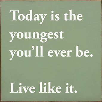 Inspirational Quote Wood Sign 7x7 Inch Positive Message Wall or Desk Decor