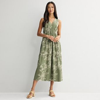 Women's Robbie Bee Sleeveless V-Neck Tiered Dress