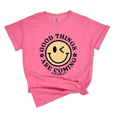 S.W.Smiley Good Things Are Coming Smiley Face - Women's Garment Dyed Graphic T-Shirt
