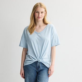 Juniors' SO® Boyfriend V-Neck T-Shirt