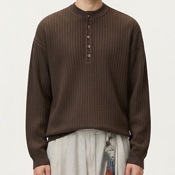 Men's Long Sleeve Ribbed Knit Henley Pullover with Button Placket and Relaxed Fit