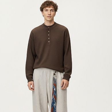 Men's Long Sleeve Ribbed Knit Henley Pullover with Button Placket and Relaxed Fit