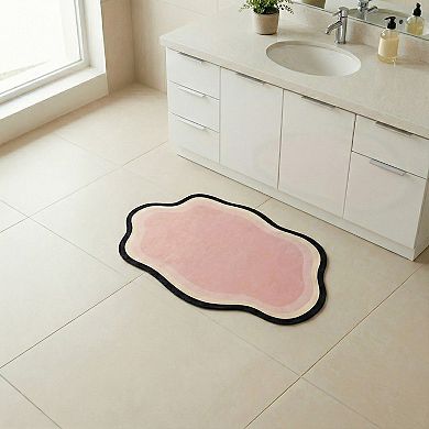 Irregular Shaped Decorative Table Placemat with Layered Abstract Border Design