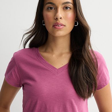 Juniors' Plus Size SO® V-Neck Perfect Tee
