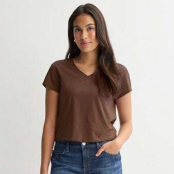 Juniors' Plus Size SO® V-Neck Perfect Tee