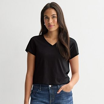 Juniors' Plus Size SO® V-Neck Perfect Tee