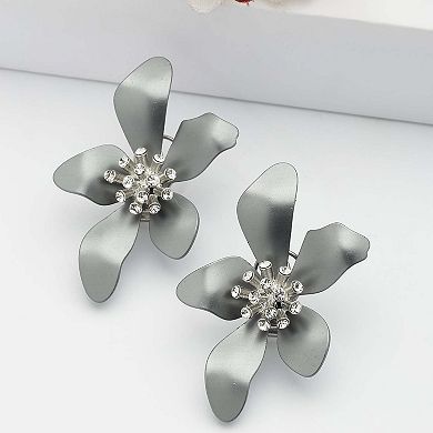 AGP PARIS Floral Stud Earrings