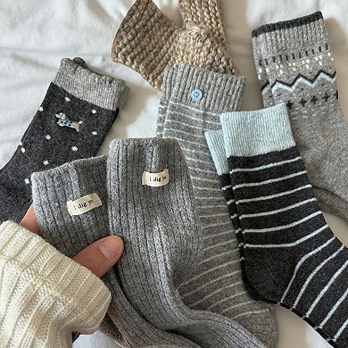 8-Pair Crew Sock Set Ribbed Knit Mixed Texture Patterns Soft Stretch Comfortable Everyday Socks