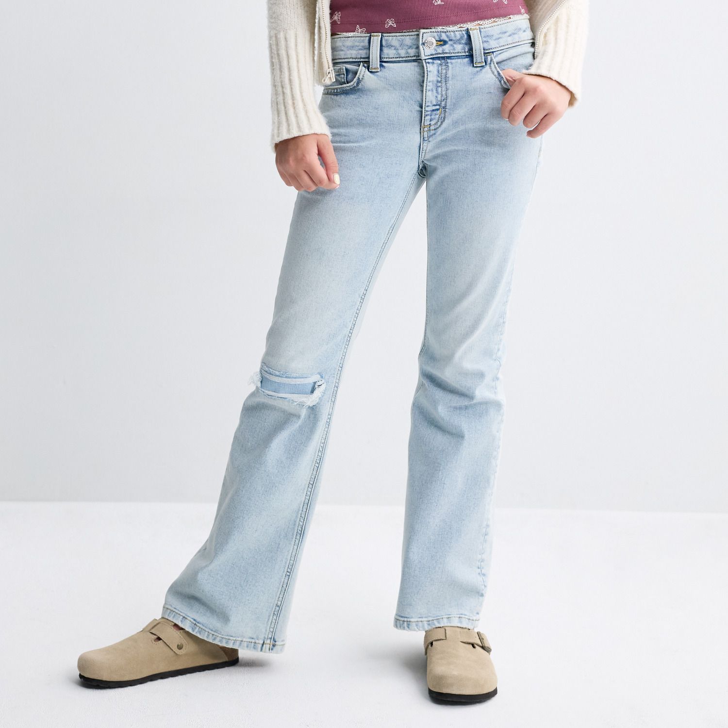 Джинсы SO® Mid Rise Flare для девочек, цвет: Светлая варка — фото 1