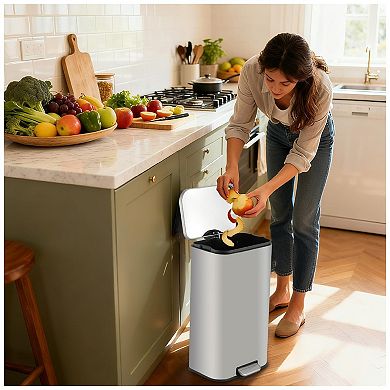 8 Gal Kitchen Trash Can, Fingerprint-Proof Stainless Steel Garbage Can with Soft-Close Lid