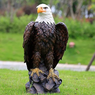 WOW PIONEER Majestic Eagle Garden Sculpture with Hand-Painted Detail