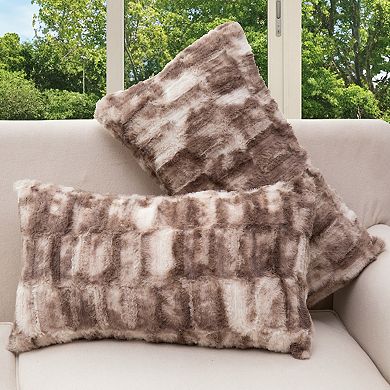 Cheer Collection Luxuriously Soft Faux Fur Decorative Throw Pillows with Inserts