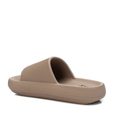 XTI Women's Rubber Platform Slides classic design