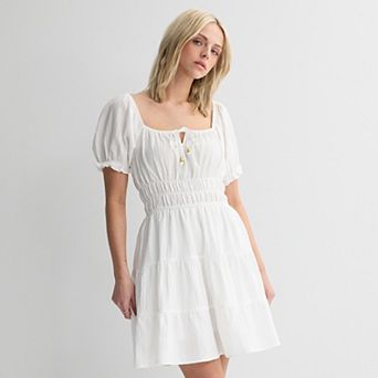 Juniors' Mary & Mo Puff Sleeve Skater Dress