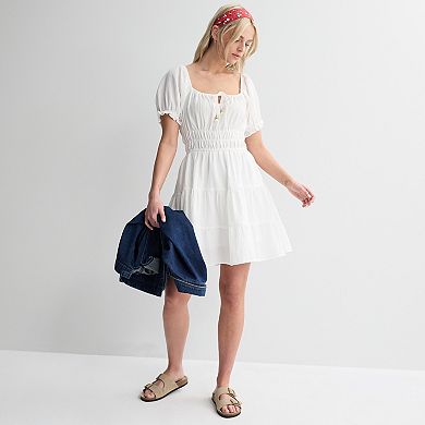 Juniors' Mary & Mo Puff Sleeve Skater Dress