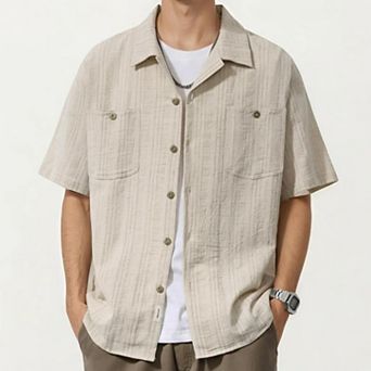 Men's Short Sleeve Button-Up Shirt with Textured Fabric and Dual Chest Pockets