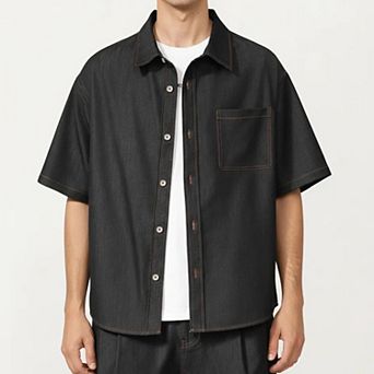 Men's Short Sleeve Button Front Shirt with Chest Pocket and Relaxed Fit