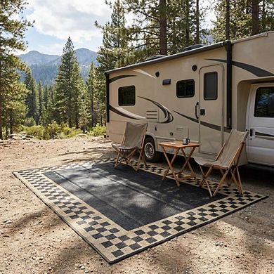 Fashionwu Simple Modern UV Resistant Geometry Bordered Waterproof Easy to Clean Plastic Area Rug