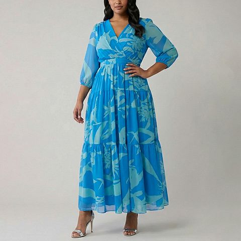 Женские платья Taylor Plus Size Taylor Printed Tiered V-Neck Dress