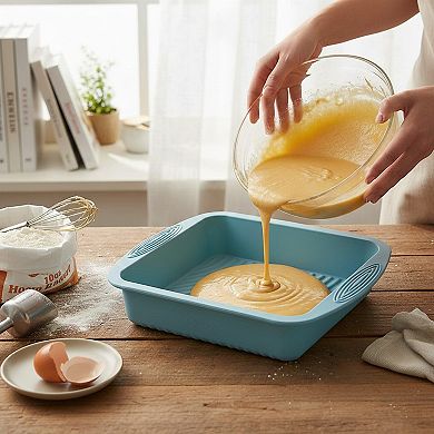 2-Piece Silicone Square Baking Pan with Textured Base and Easy Grip Handles