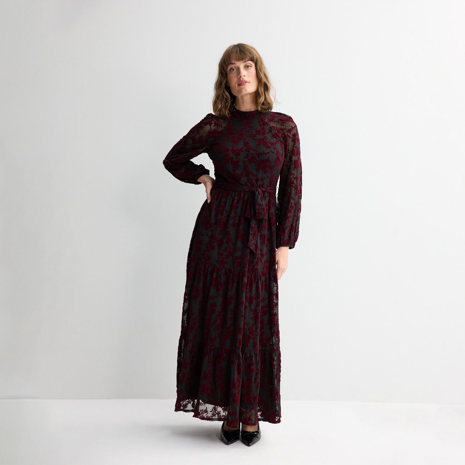 Женское платье Maison Tara Floral Burnout Mockneck Maxi