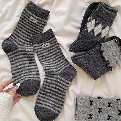 4-Pair Knit Crew Socks Set with Mixed Pattern Designs Soft Stretch Fabric and Everyday Comfort Fit