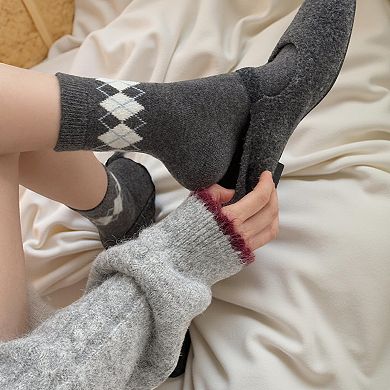 4-Pair Knit Crew Socks Set with Mixed Pattern Designs Soft Stretch Fabric and Everyday Comfort Fit