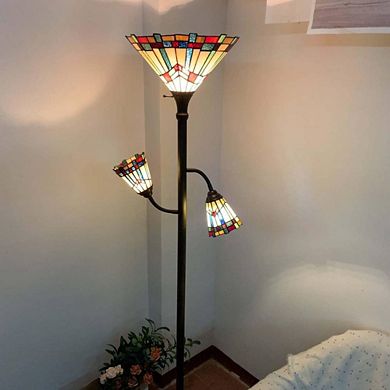 UPRIGHT LAMP WITH STAINED GLASS DECOR