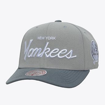 Men's Mitchell & Ness Gray New York Yankees Thunderstorm Head Coach Pro-Crown Adjustable Hat