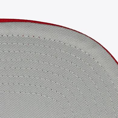 Men's Mitchell & Ness White Chicago Blackhawks Legendary Home Snapback Hat