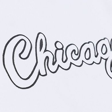 Men's Mitchell & Ness White Chicago Bulls Arctic Fleece Sweatshirt