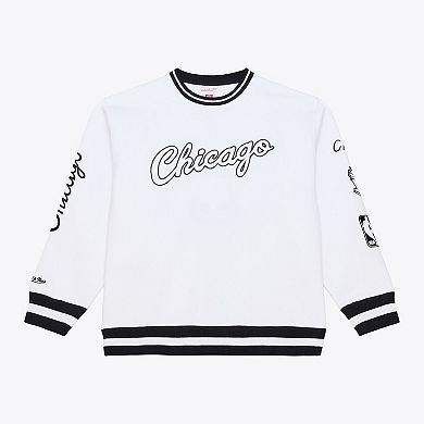 Men's Mitchell & Ness White Chicago Bulls Arctic Fleece Sweatshirt