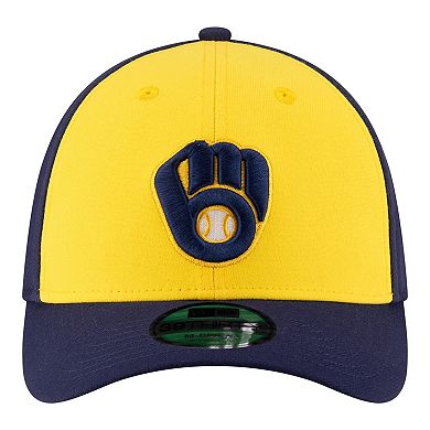 Men's New Era Gold/Navy Milwaukee Brewers Player Replica 39THIRTY M-Crown Flex Hat