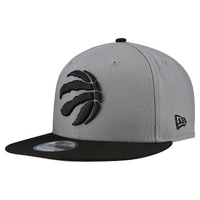 Men's New Era Gray Toronto Raptors Core Logo Storm Gray Two-Tone 9FIFTY Snapback Hat