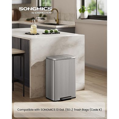 Soft-Close Step Trash Can with Inner Bucket and 15 Bags