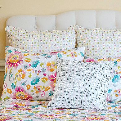 C&F Home Sasha Floral Quilt