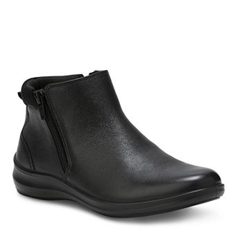 Eastland Winnow Women's Zip Ankle Boots