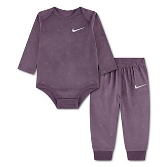 Newborn Baby Nike Essentials Velour Bodysuit & Pants 2 pc Set