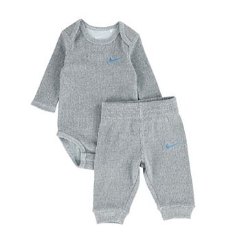 Newborn Baby Nike Chenille Long Sleeve Bodysuit & Pants 2 pc Set