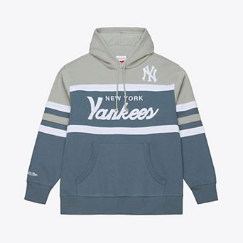 Men's Mitchell & Ness Gray New York Yankees Cooperstown Collection Thunderstorm Head Coach Hoodie