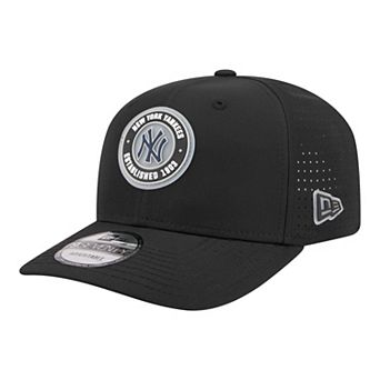 Men's New Era Black New York Yankees Circle 9SEVENTY Adjustable Hat