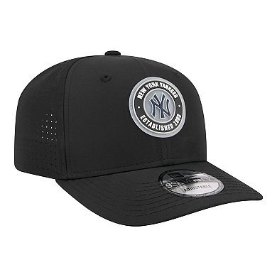 Men's New Era Black New York Yankees Circle 9SEVENTY Adjustable Hat