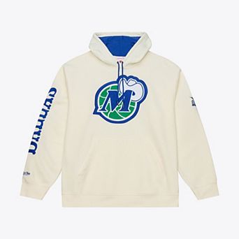 Men's Mitchell & Ness Cream Dallas Mavericks Hardwood Classics Chainstitch Premium Fleece Hoodie
