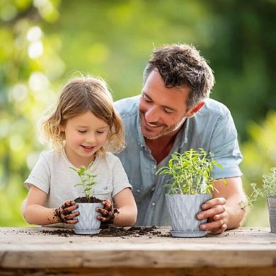 7-Piece Speckled Grey Texture Plastic Planters