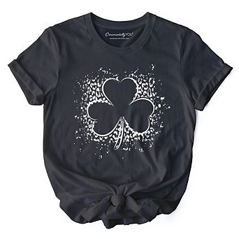 Splatter Shamrock Silhouette St Patrick’s Day T-Shirt, Retro Lucky Clover Tee