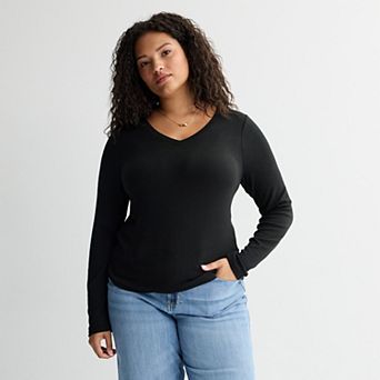 Juniors' Plus Size SO® Ribbed Long Sleeve V-Neck Top