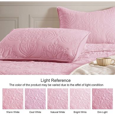 Pink Queen Quilt Set! Vintage Damask, 3-Piece Ultra Soft & Lightweight for All Seasons.