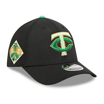 Men's New Era Black Minnesota Twins 2026 St. Patrick's Day 39THIRTY Flex Hat