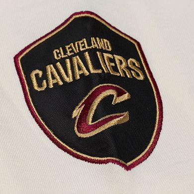 Men's Mitchell & Ness Cream Cleveland Cavaliers Hardwood Classics Chainstitch Premium T-Shirt